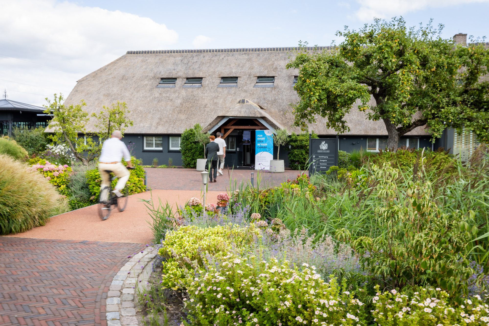 2025-08-18 MPI Zomerborrel Nieuwegein (highres)-14 naamsvermelding Fotograaf Butino